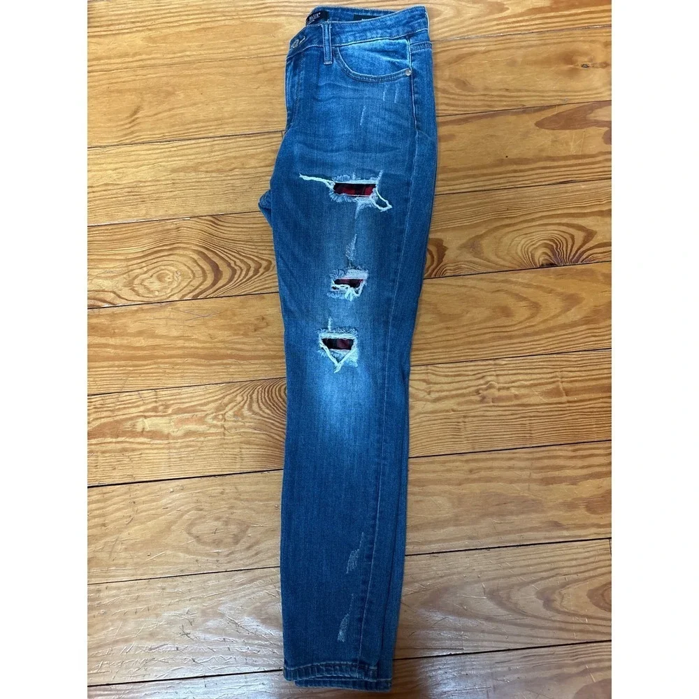Judy Blue Jeans Women's Skinny Fit Distressed Buffalo Plaid Patch Size 13 31